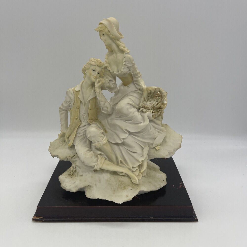 Vintage A.Belcari Capodimonte Dear Arnart Young Couple Figurine